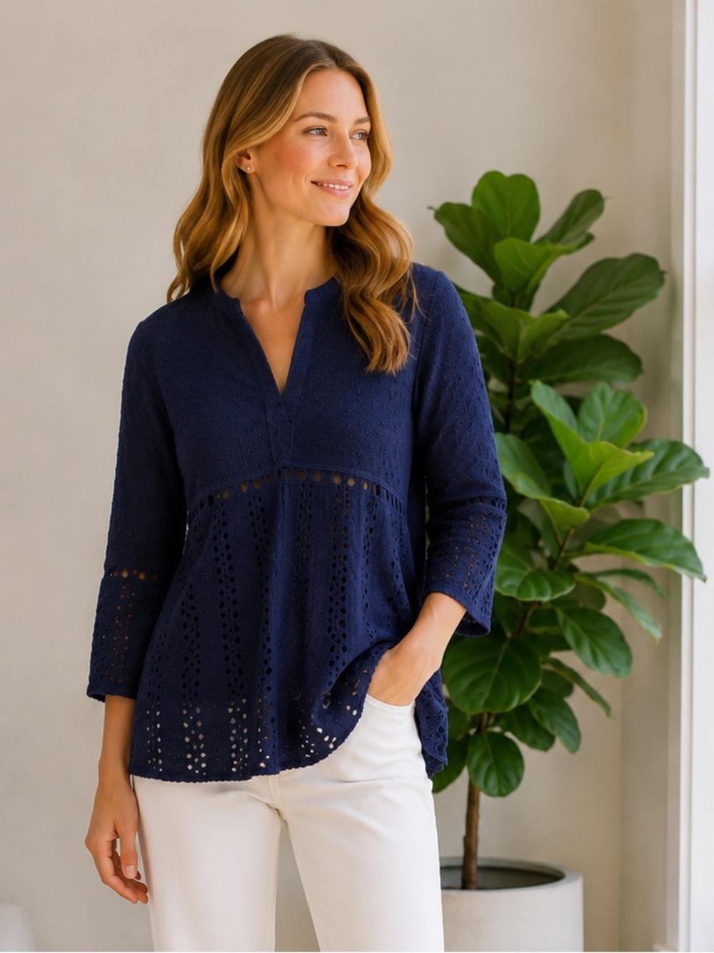 Gretchen Scott Cotton‎ Eyelet Tunic Top Mixed Media Navy Blue size Medium